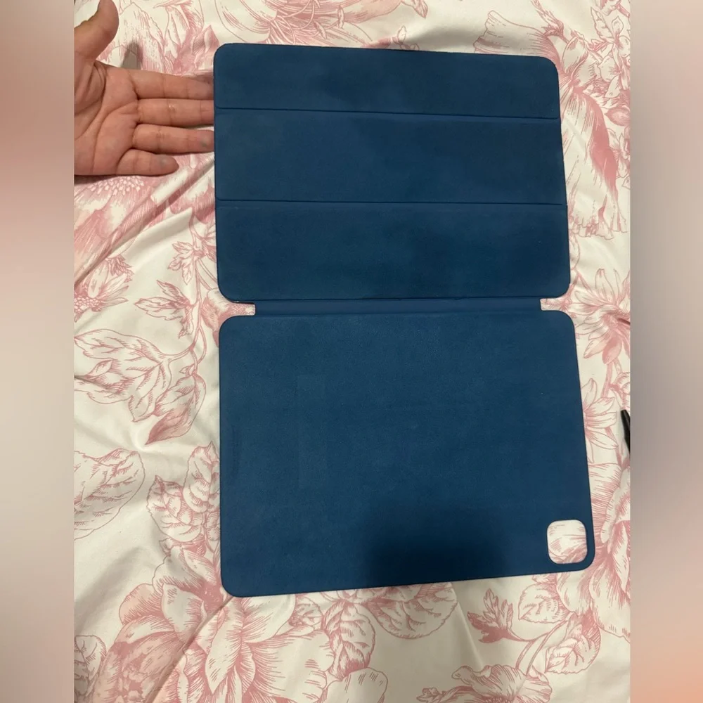 APPLE SMARTFOLIO IPAD CASE